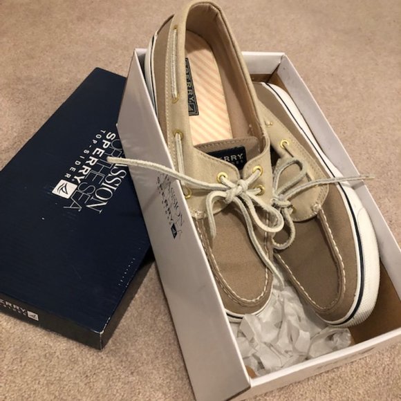 SPERRY Top Sider 2-Eye Boat Shoes in tan colour EUC, Size 7.5 - Picture 15 of 15